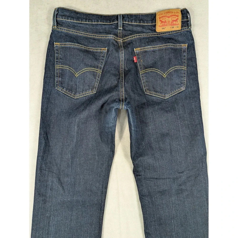 Levis 541 Athletic Taper Jeans Mens 36 Dark Wash Indigo Denim 18181-0025